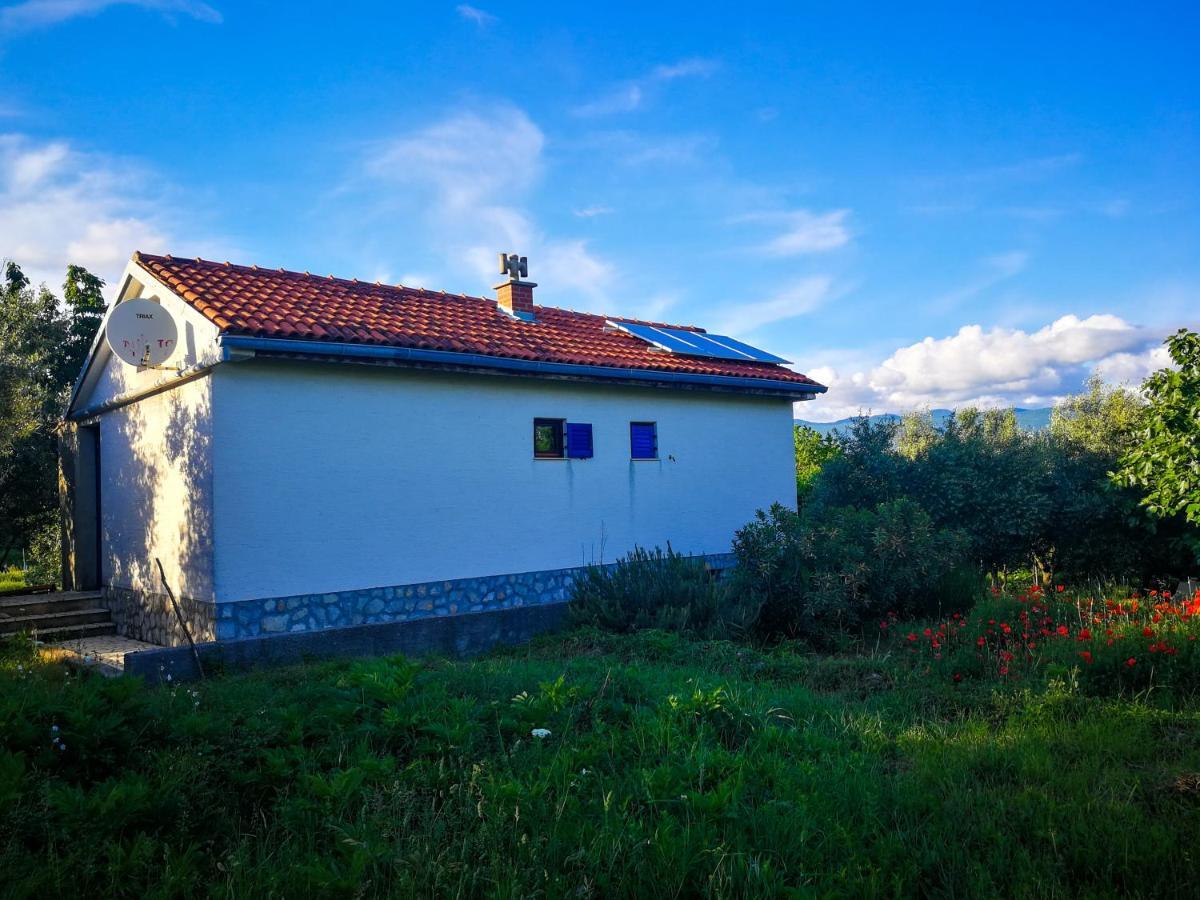 Vila Ecohouse Oliveglia Šilo Exteriér fotografie